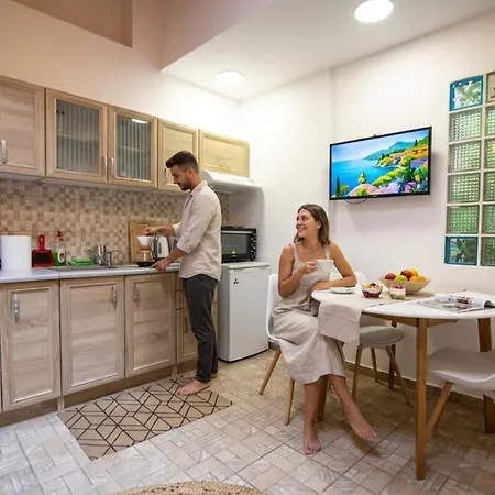 Apeiron Acropolis Suites By Hc-3